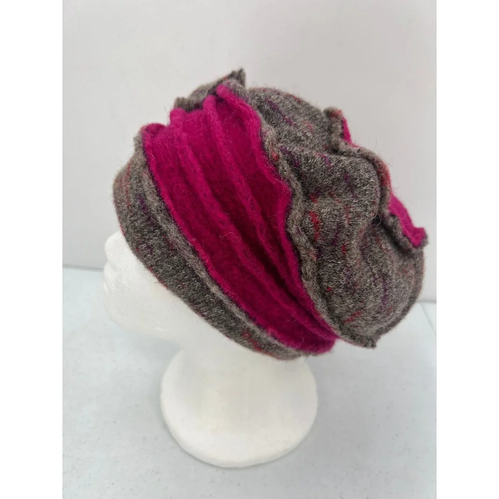 La Fenice Florence Italy Wool Blend Cloche Hat Grey Fuchsia Flower Made in Italy
